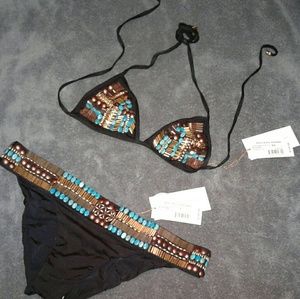 ☉New Beach Bunny 2-Piece with Jewels